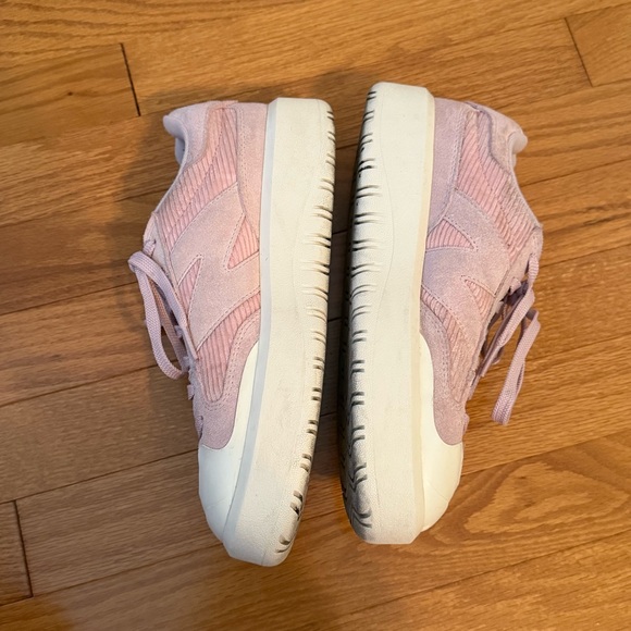 New Balance CT302 in Pink/White Corduroy - Picture 5 of 7